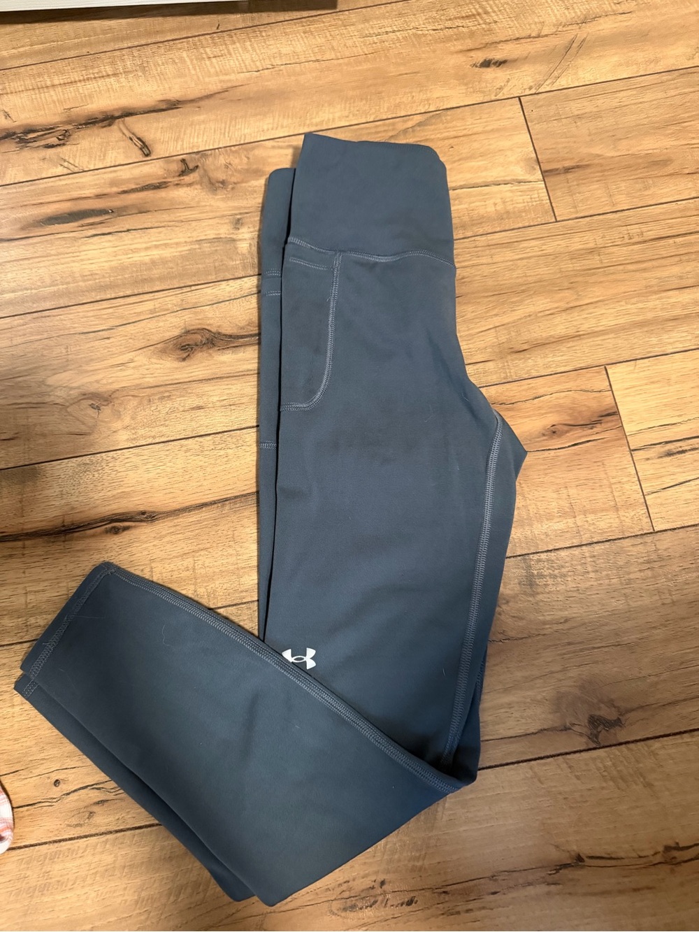 Under Armour Women's Pocket Leggings - Charcoal